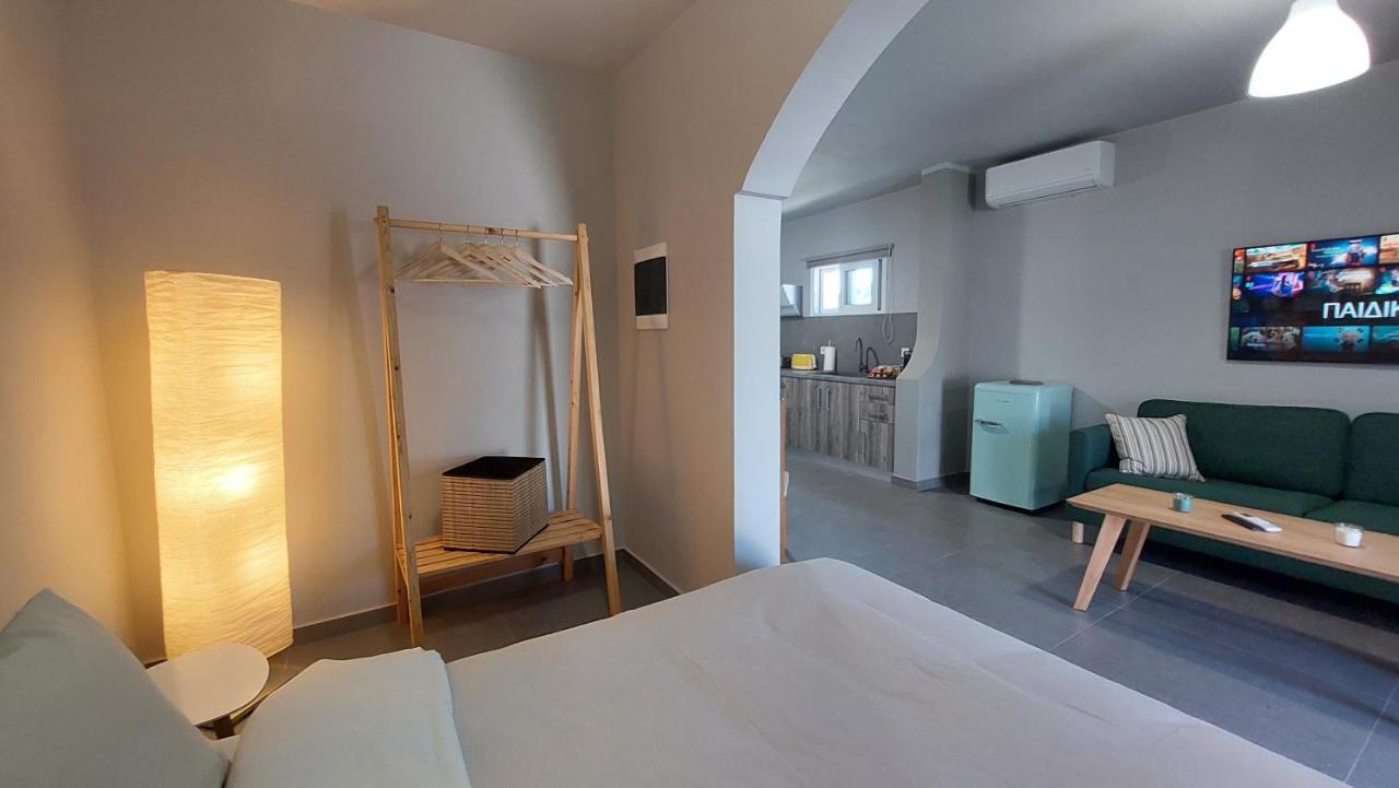 Jimmy'S Place Artemida  Ngoại thất bức ảnh