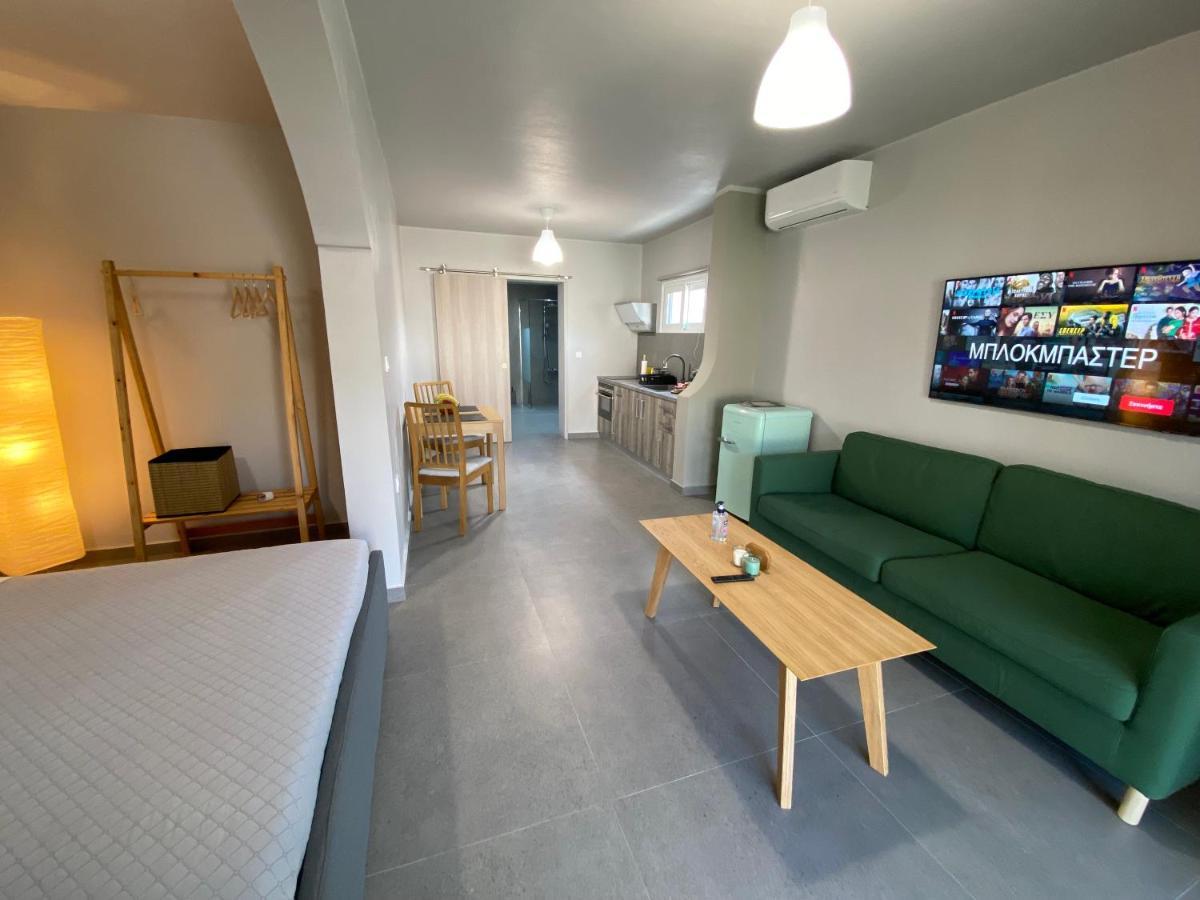 Jimmy'S Place Artemida  Ngoại thất bức ảnh