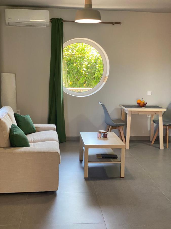 Jimmy'S Place Artemida  Ngoại thất bức ảnh